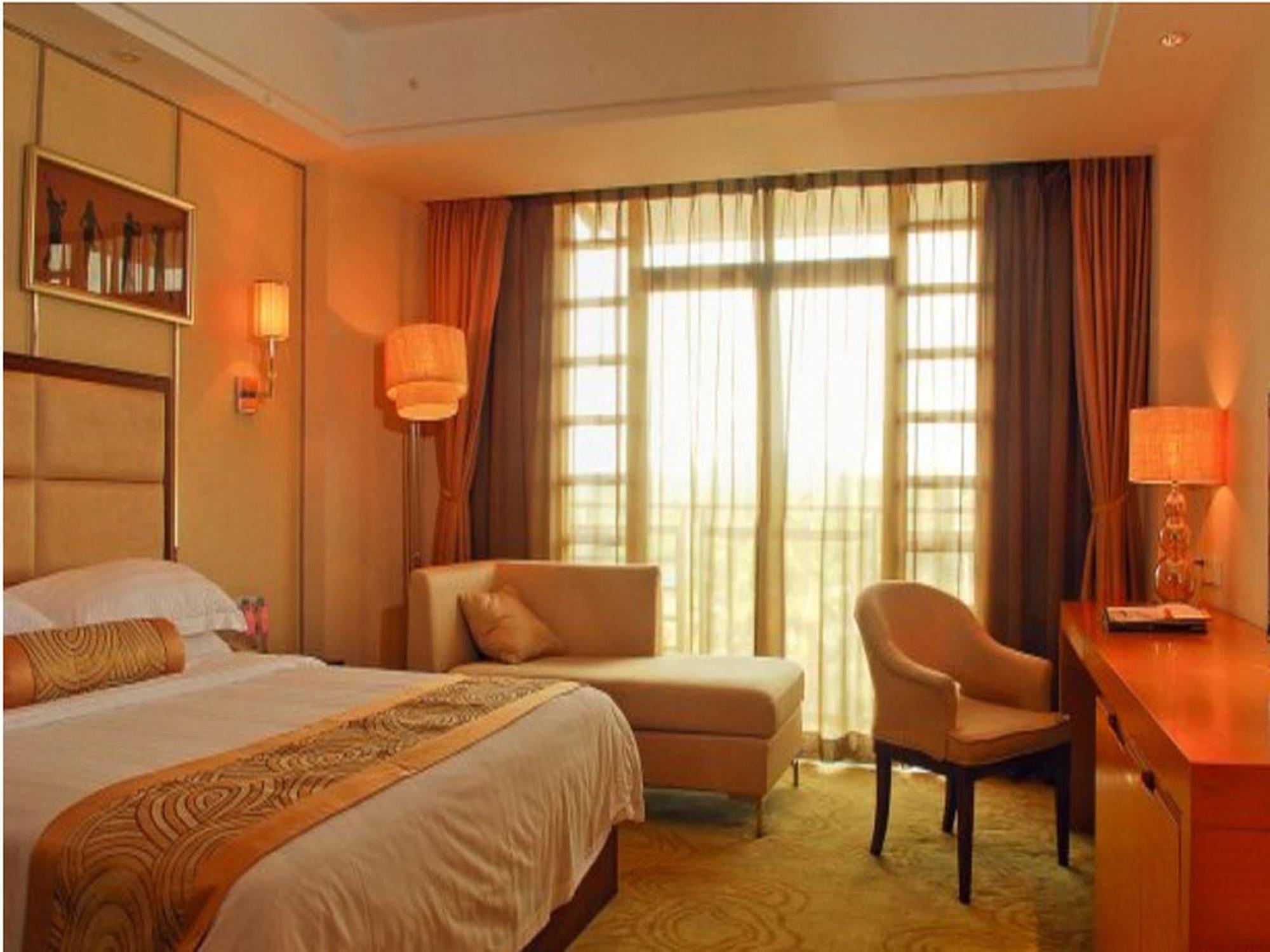 Aoyuan Golf Hotel Guangzhou Exterior photo