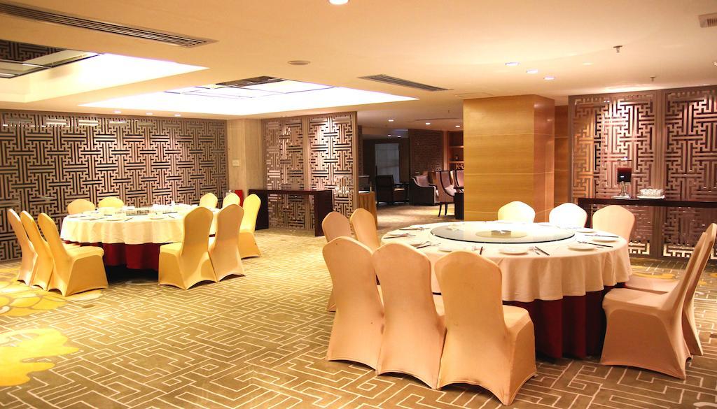 Aoyuan Golf Hotel Guangzhou Exterior photo