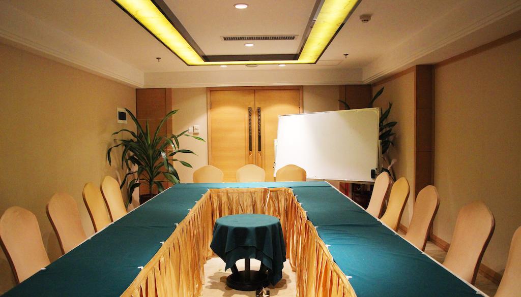Aoyuan Golf Hotel Guangzhou Exterior photo