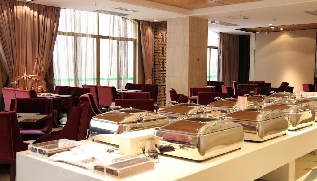 Aoyuan Golf Hotel Guangzhou Exterior photo