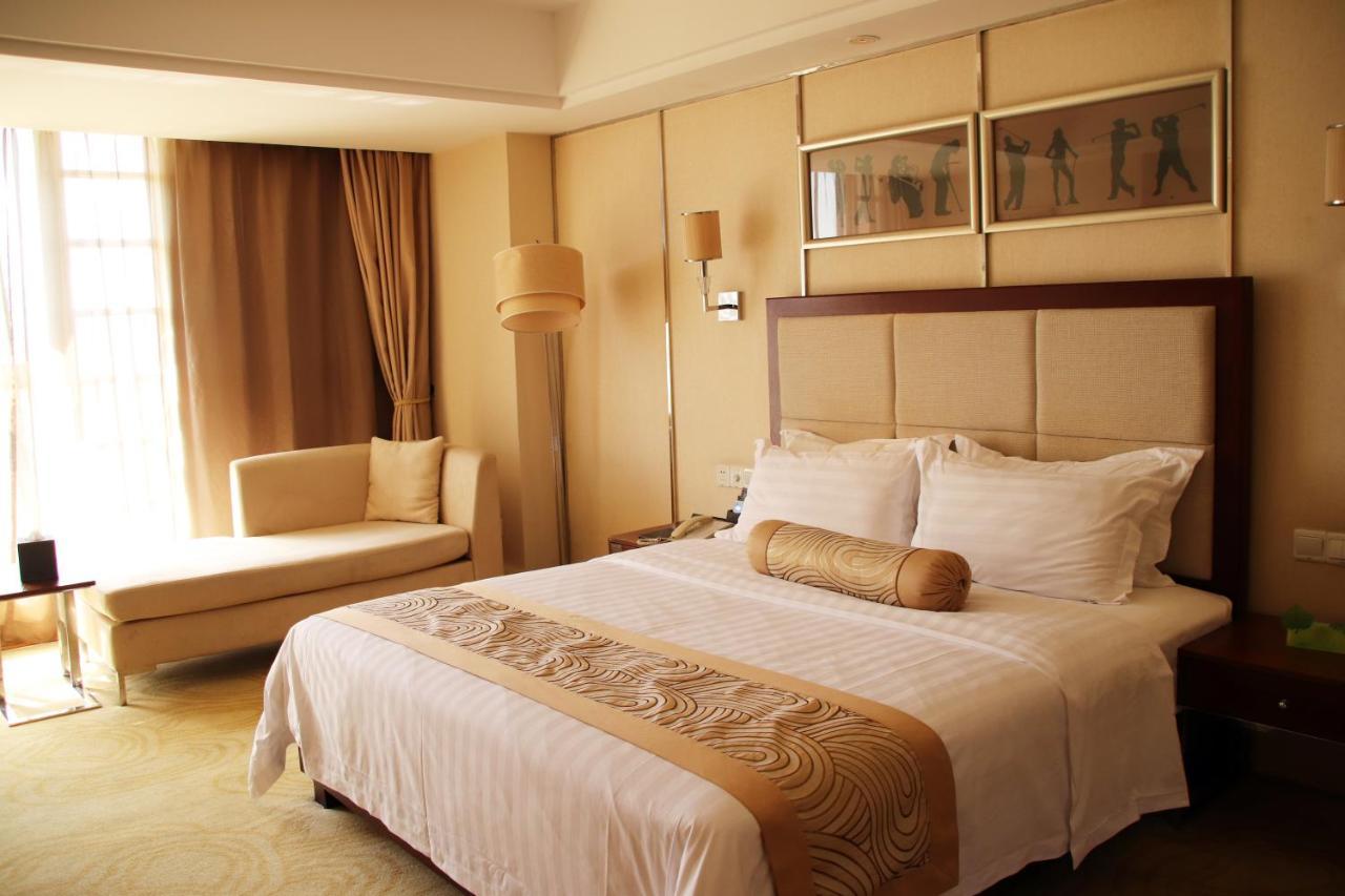 Aoyuan Golf Hotel Guangzhou Exterior photo